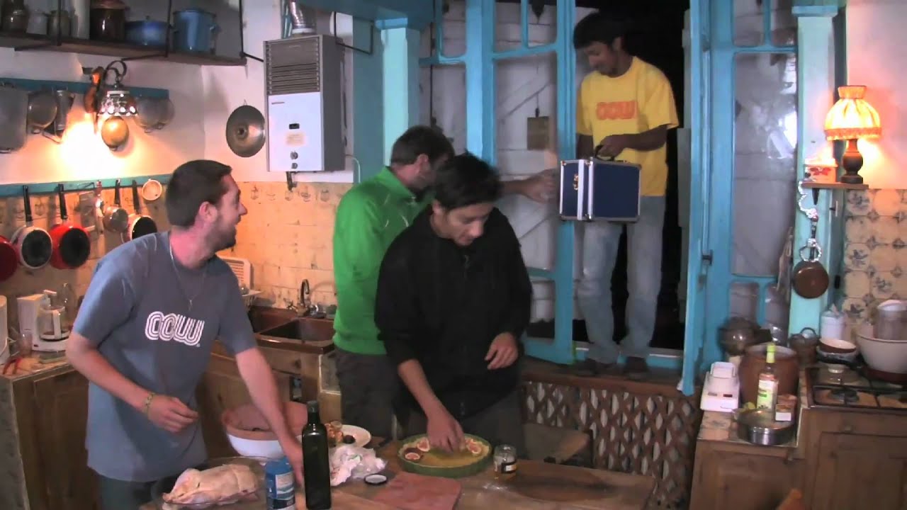 ANAM MANJAR / MAURESCA / BARTAS