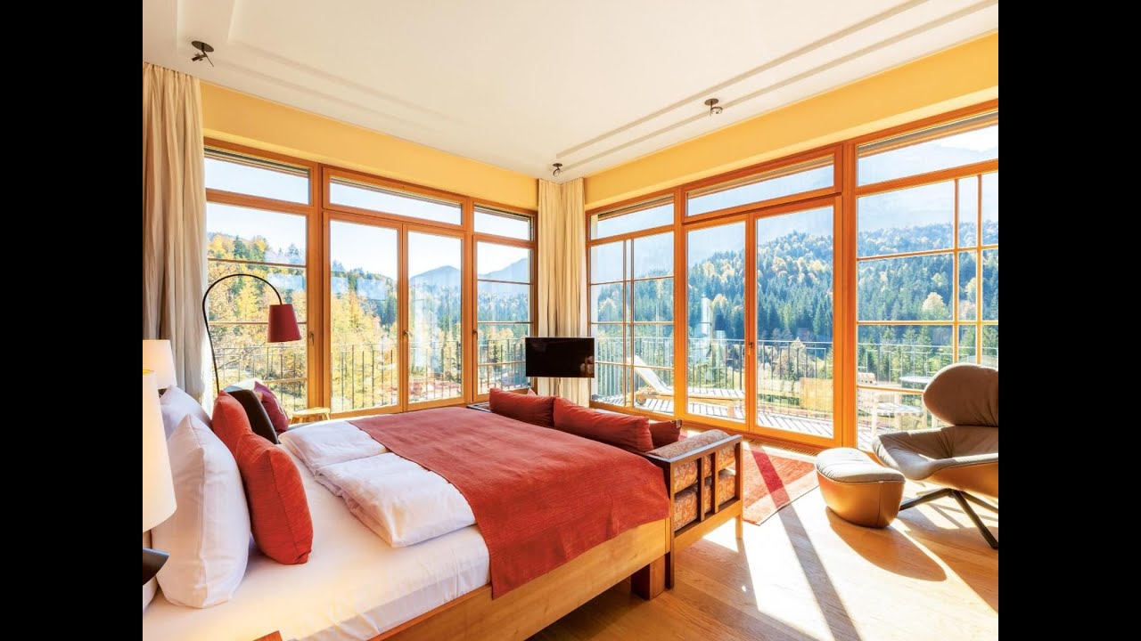 Schloss Elmau Luxury Spa Retreat & Cultural Hideaway | Hotels mit Pool in Elmau