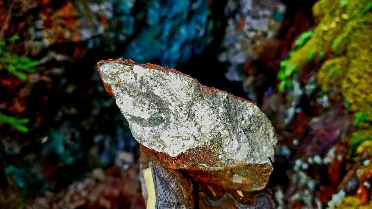 Copper, Silver & Gold Bearing Skarn That Runs Through A Mountain!