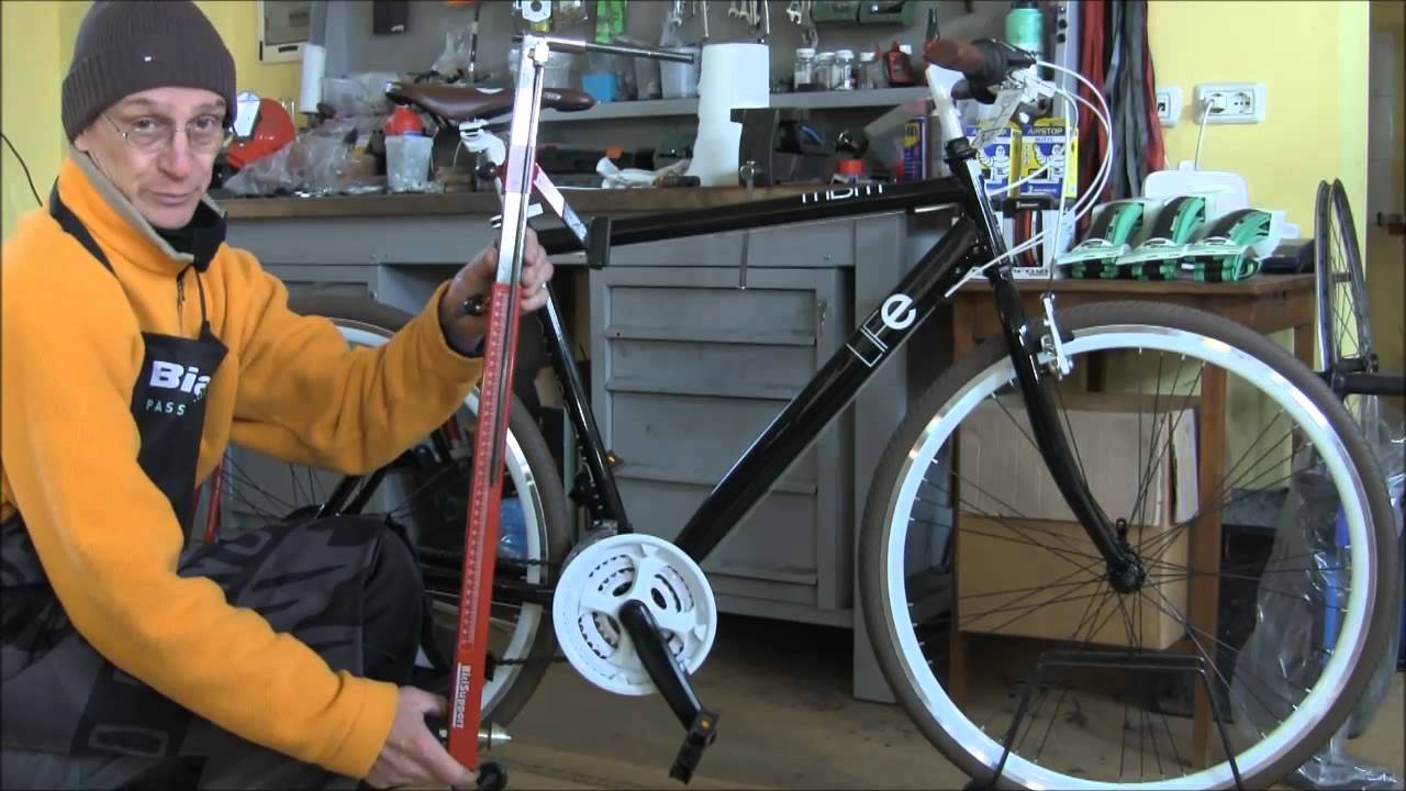 Regolazione altezza e inclinazione sella bici