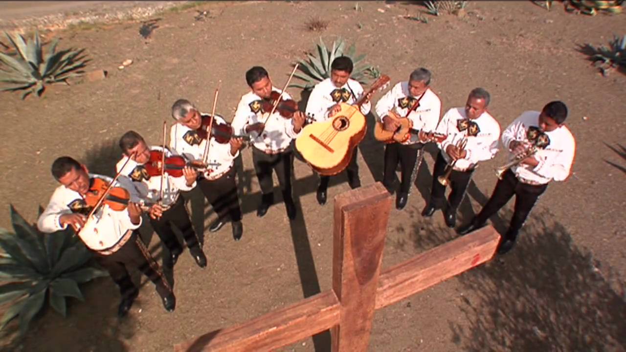 Mariachi Misioneros del Rey - "En el Monte Calvario"
