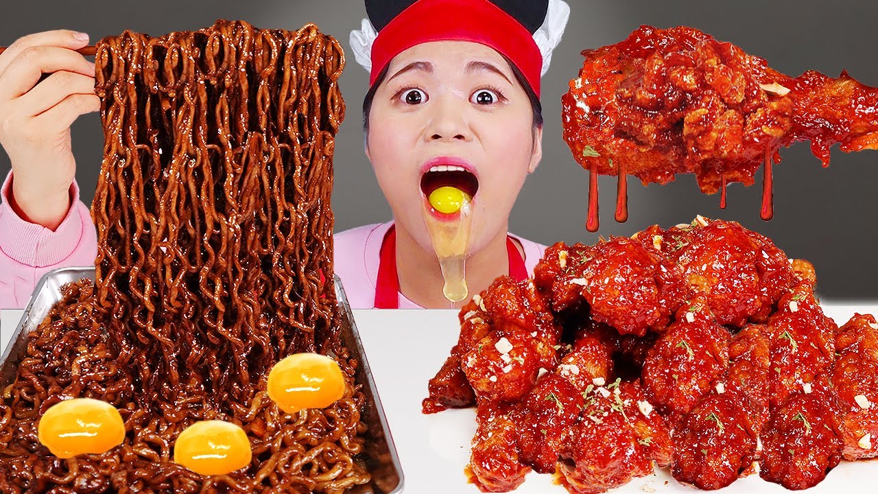 Frango Frito Loja de Conveniência macarrão preto Mukbang DONA