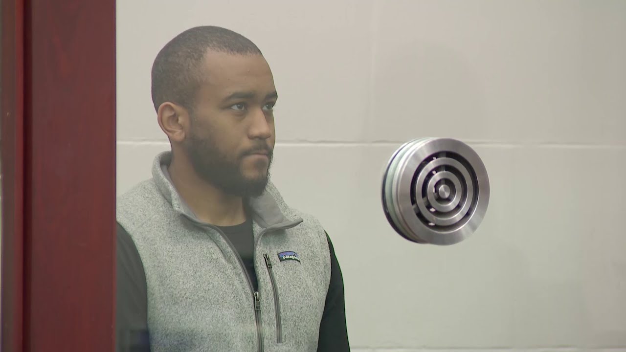 Boston University law student accused of threatening dean, campus