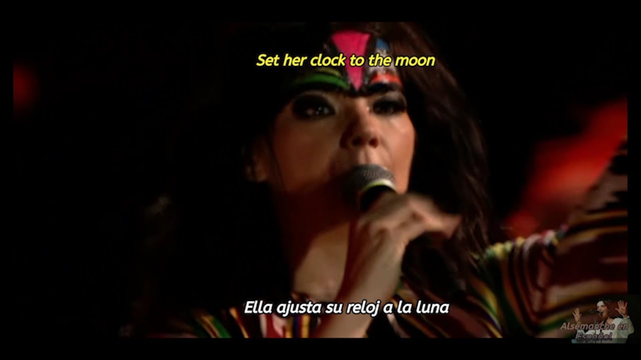 Björk - Vertebrae by Vertebrae Live Paris 2007 Subtitulos en Español