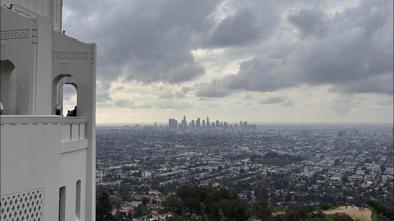 GRIFFITH OBSERVATORY VIEWPOINT!!! 🔭 - Los Angeles Vlog #3