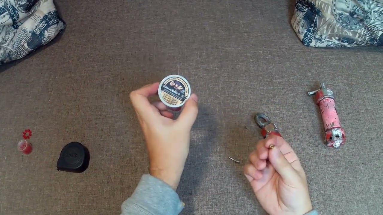 DIY airsoft sound grenades, uses disc caps and .22 short blanks