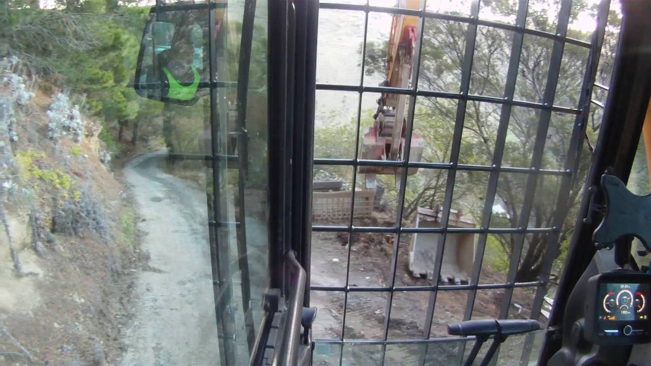 How To Attach A Mechanical Demolition Grab