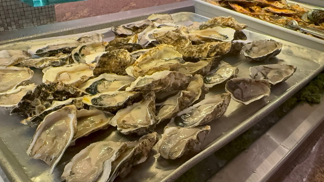 $43.99 All You Can Eat at 100&rsquo;s Seafood Grill Buffet in San Diego, CA 