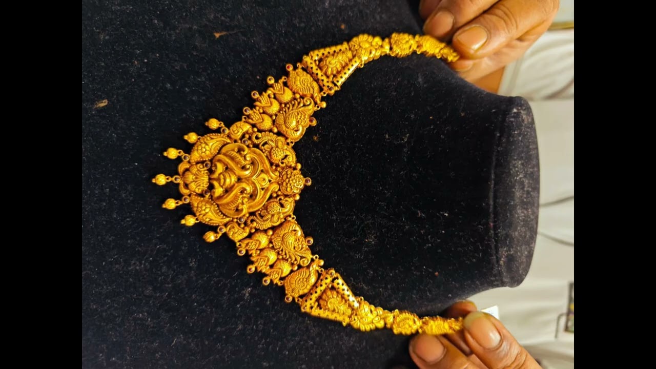 Gold necklace designs #gold #goldjewellery 