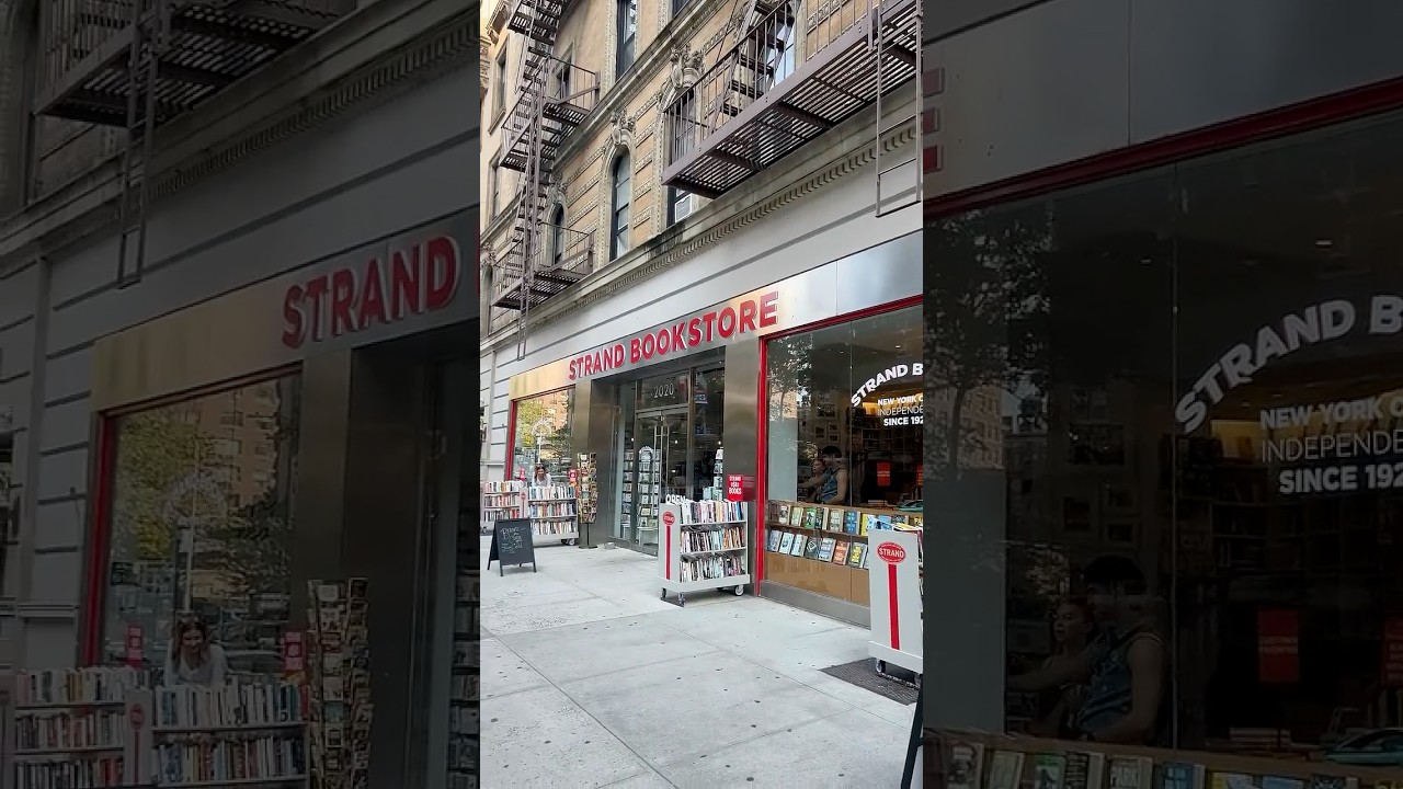 Chronicle Books at The Strand #chroniclebooks #booktok #bookstores