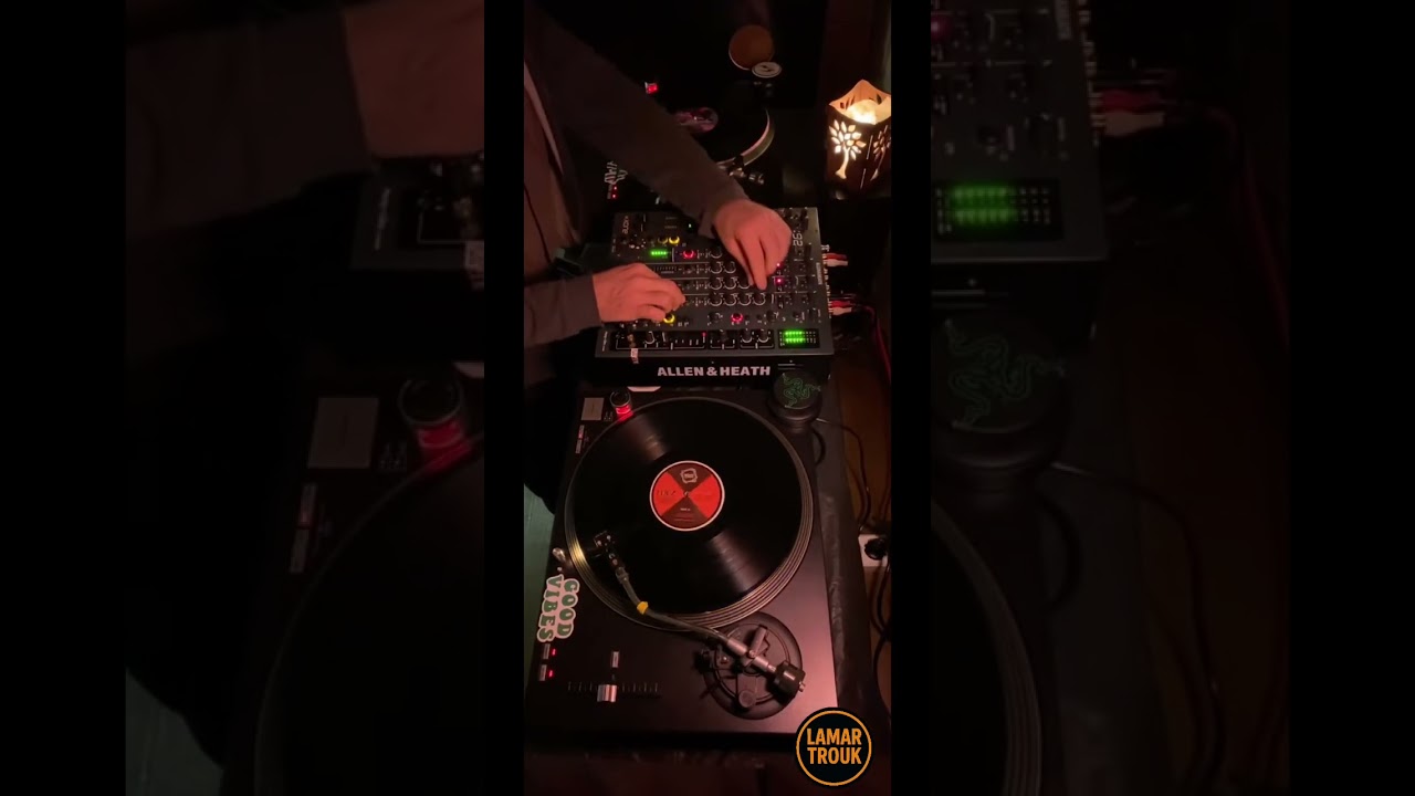 Manual vinyl tempo correction &bull; No sync #Beatmatch #NoSync #TurntableLife #xone92 #electronicmusic