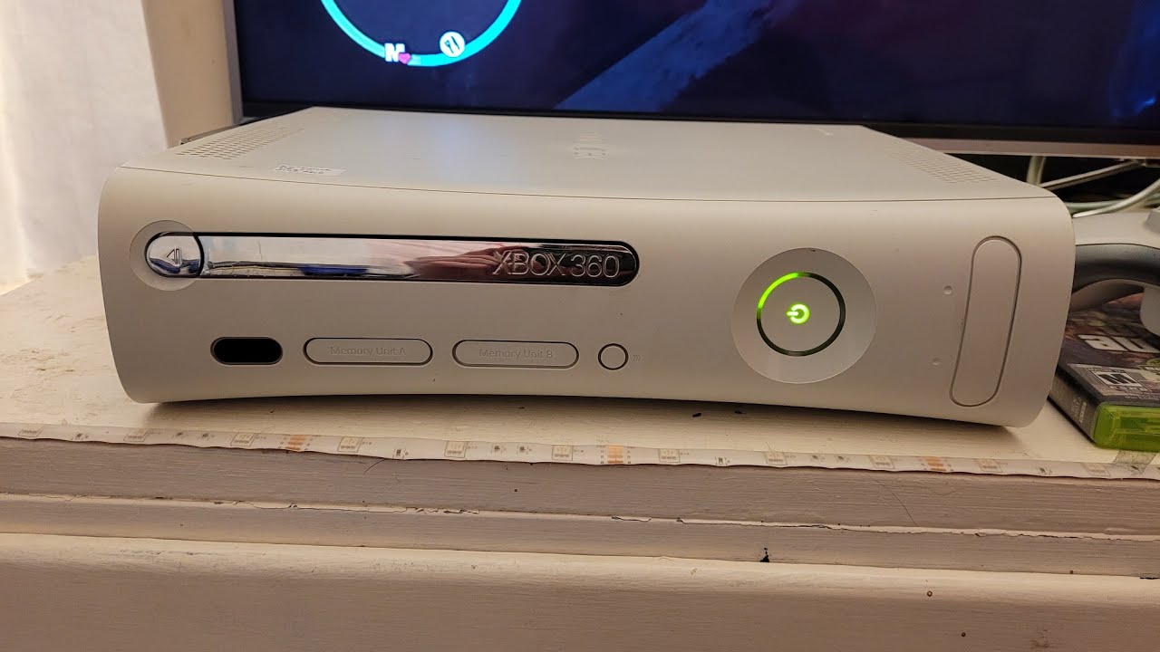 «Стартовая модель» Xenon Xbox 360 2005 года — работает в 2023 году!
