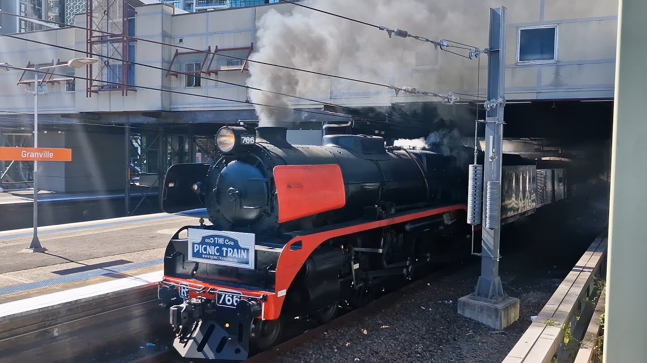Vlog 19: 19/09/26 Spottings- Moss Vale Picnic Train at Granville 