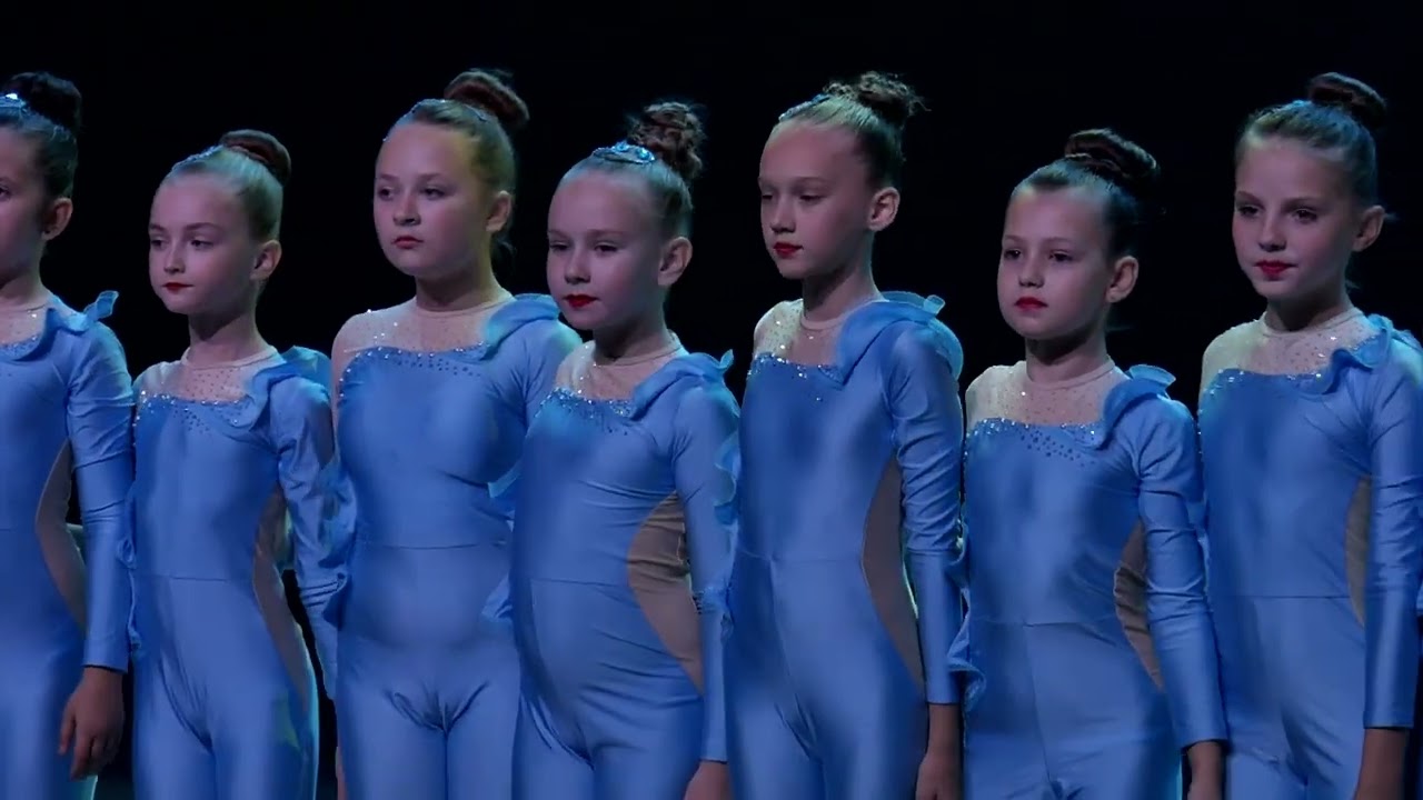 Танец  “Море”