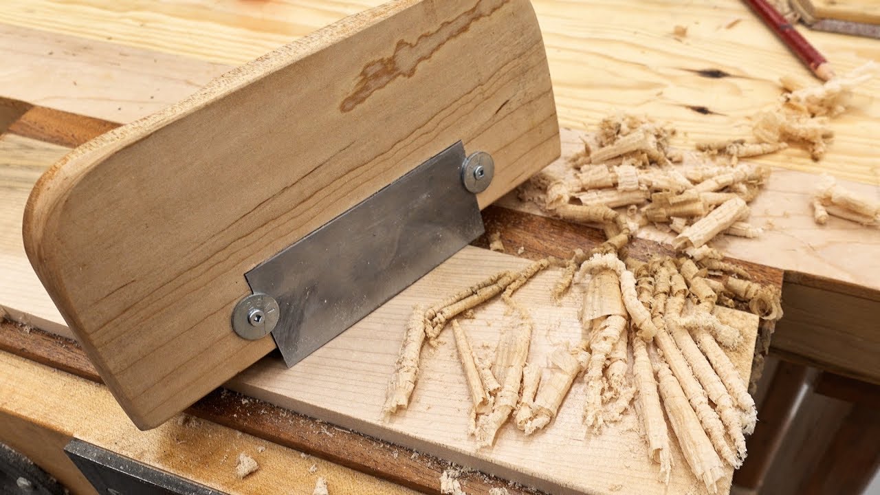 Making a Card Scraper Holder - Woodworking