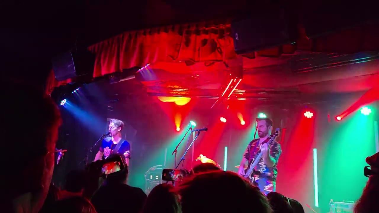 Bear Ghost - Rivers Is A Vampire