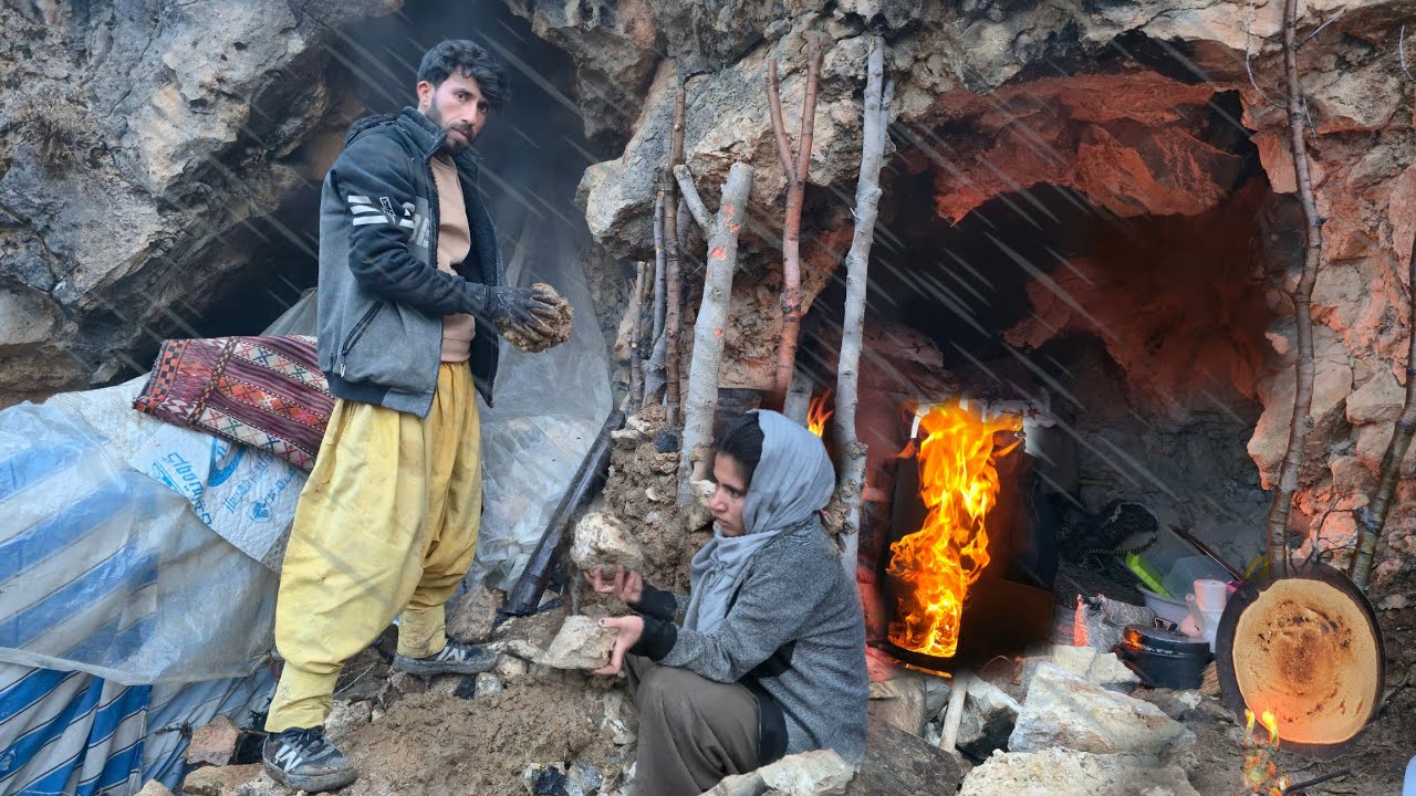 Cave Dwelling Life in the Mountains 🏔️ | Nomads Preparing a Cave on a Rainy Day 🌧️