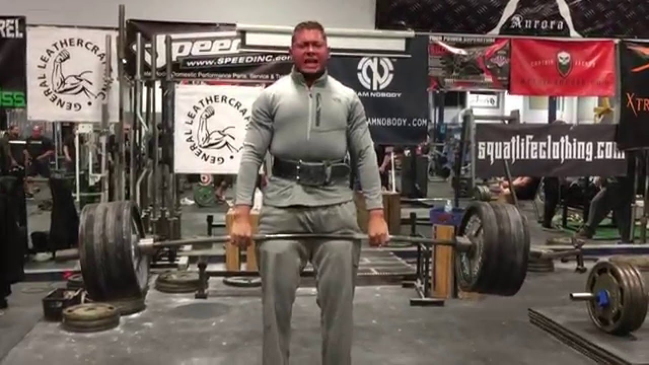 800 raw deadlift Dec 2015