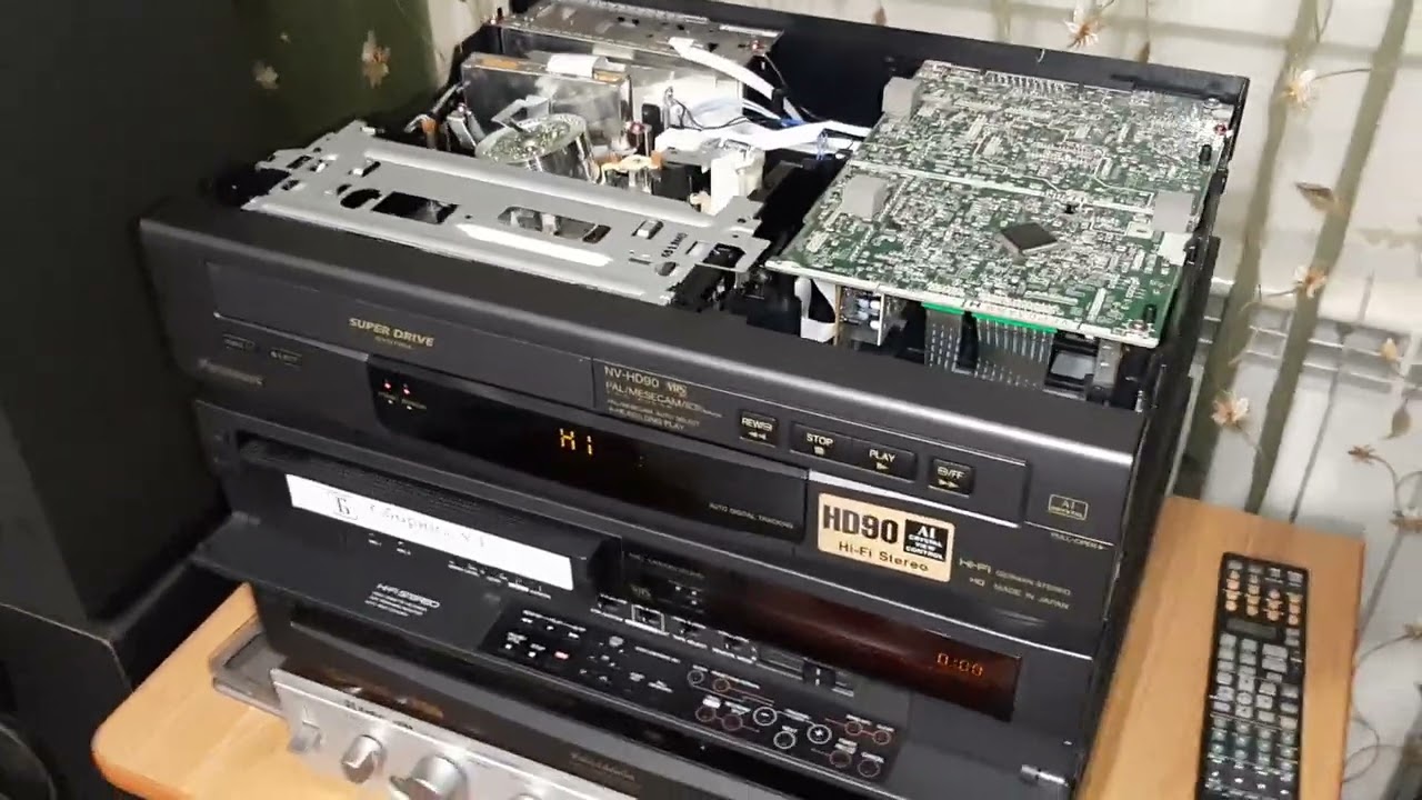 обзор HIFI стерео видеомагнитофонов PANASONIC NV HD 90  и NV HD 600.