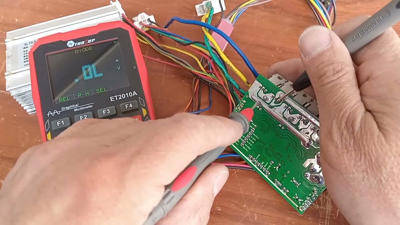 Reparación de placa electrónica de Moto electrica |