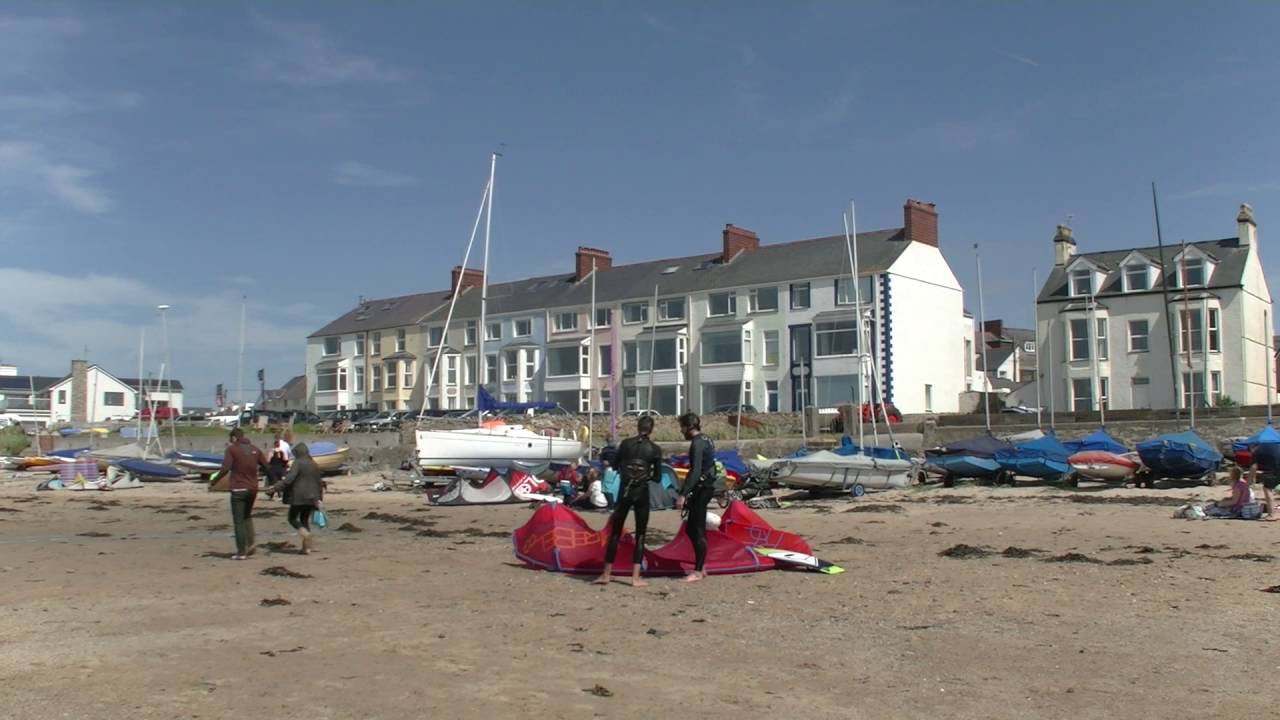 Traeth Cymyran Beach, Rhosneigr