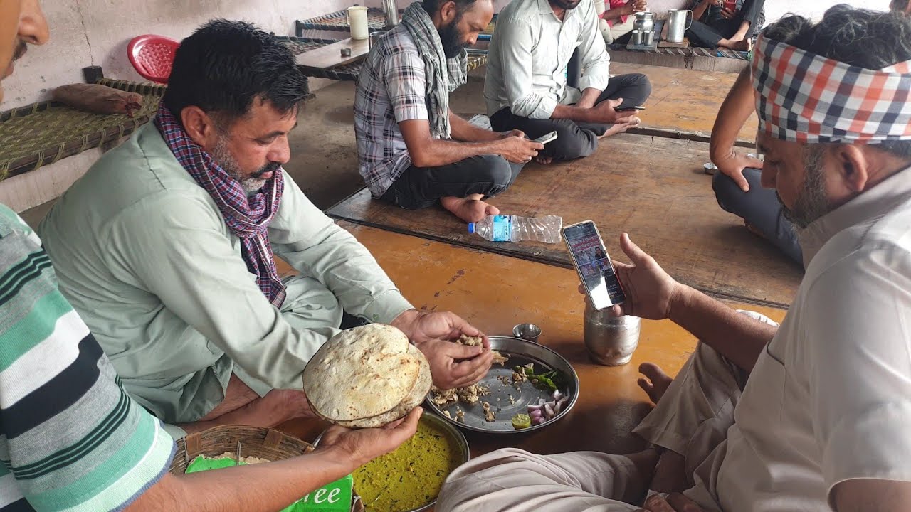 😜🤣लाल मिर्च से डर गए भाई, टॉयलेट जाना पड़ेगा 🤪😂