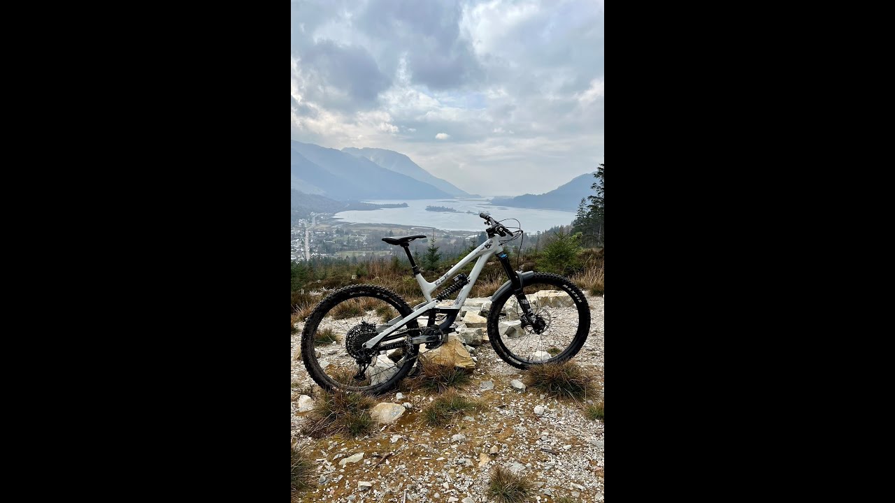 Mountain biking in Scotland March 2022
