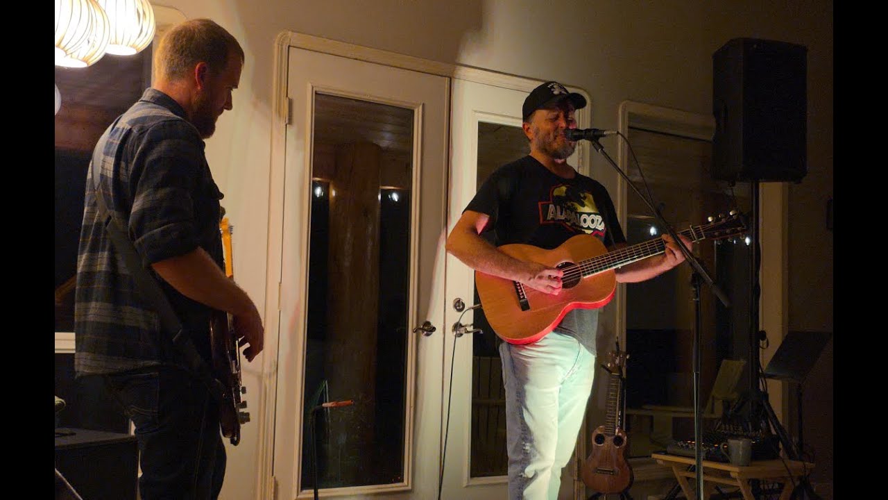 Joshua Smith performs 