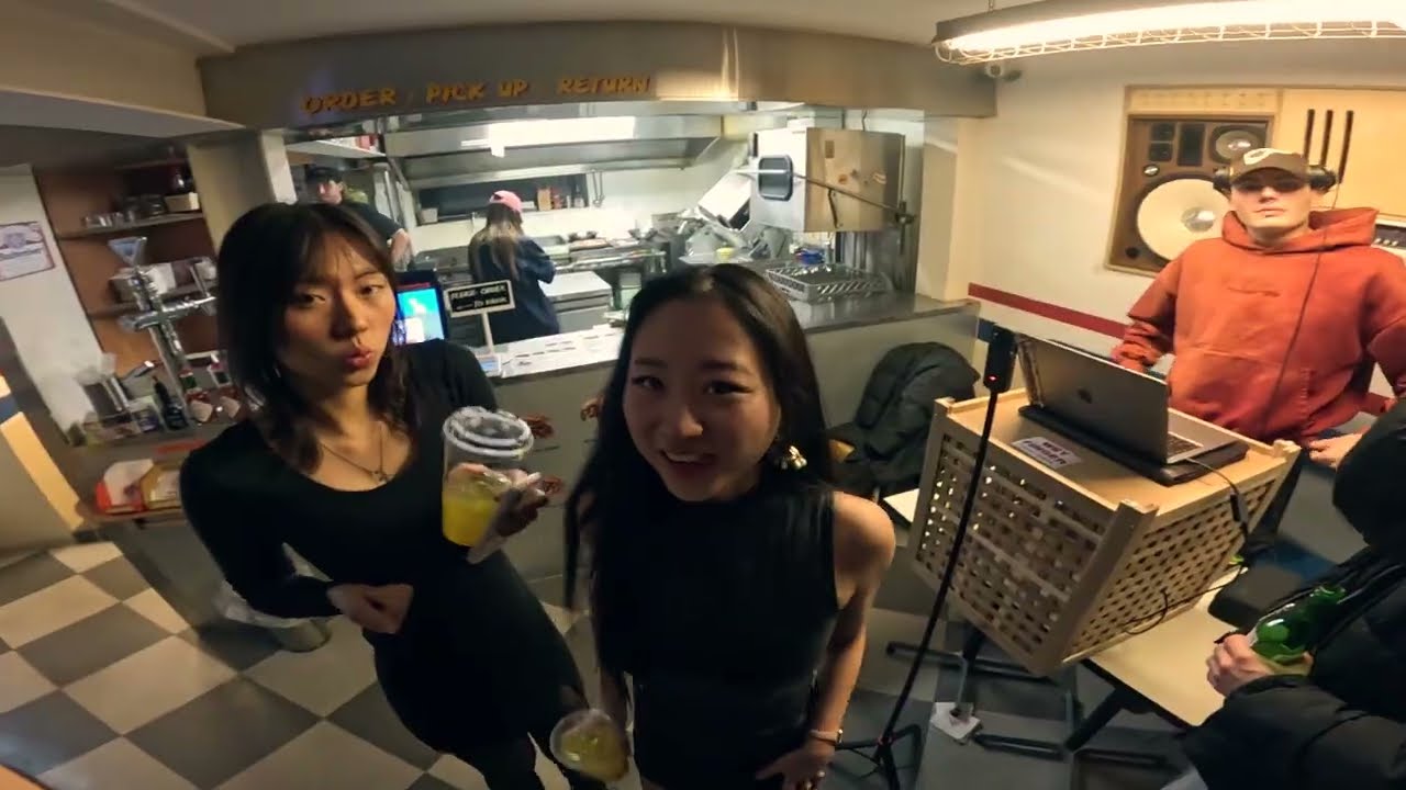 alboroto at wetfinger seoul