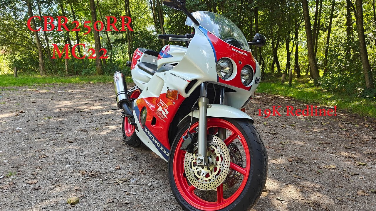 Ride with me on the CBR250RR MC22