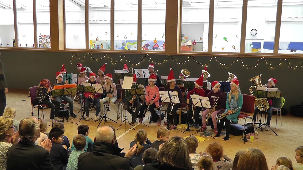 Mini-Weihnachtskonzert der Bläserklasse der Volksschule Absdorf (2017-12-19) 1080p25