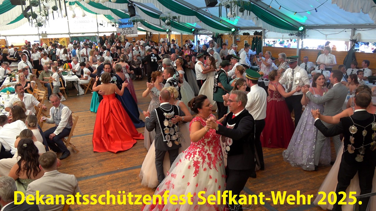 Tanz der Majestäten beim Schützenfest Selfkant Wehr 2025, Dekanat Gangelt Selfkant, Königswalzer.