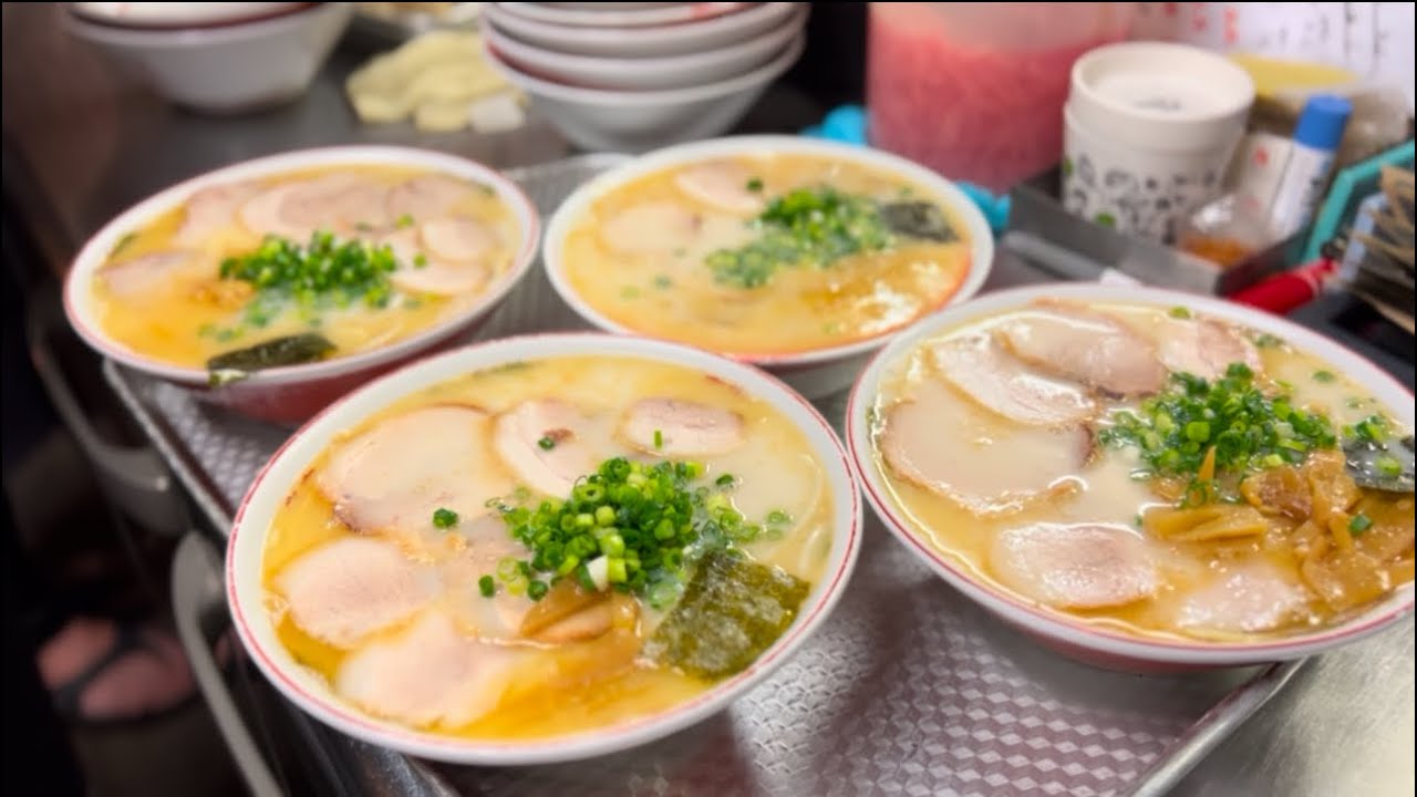 【開店前から満席】約60年前の味を守り続ける、北九州屈指の行列ラーメン店 【龍王】の1日。