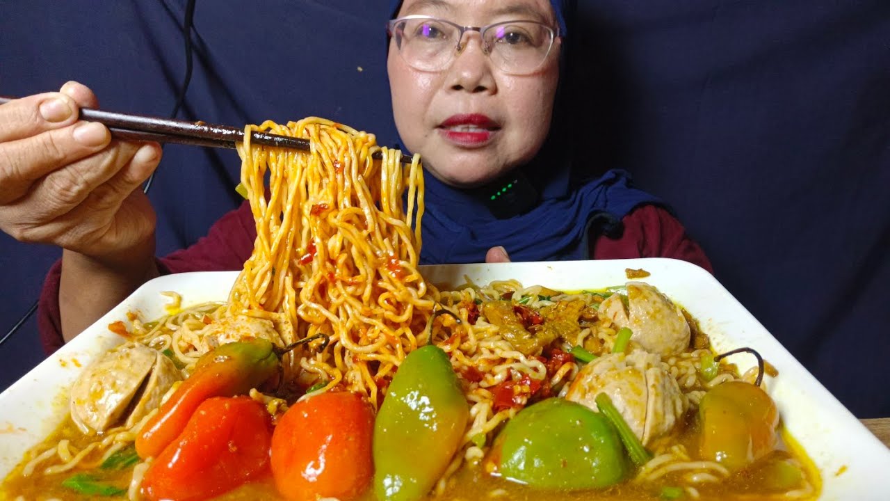 Buka puasa!! Mie ayam bakso kuah nyemek cabe gendot sambel pedas mercon