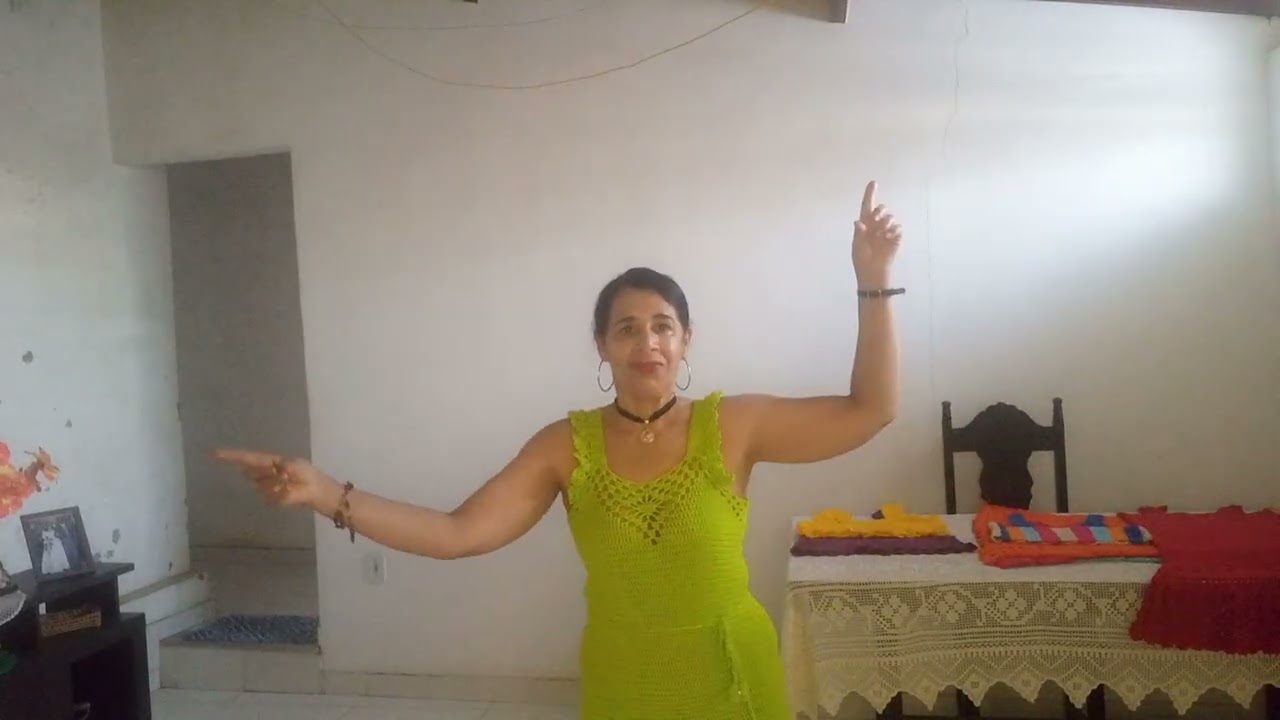 Vestido FADA passo a passo no meu canal ,cor limão.🍈