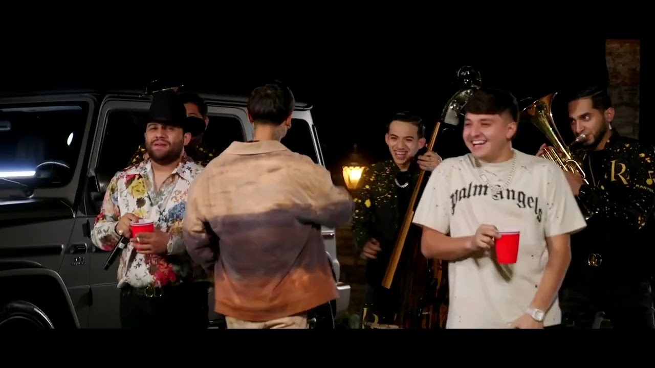 Natanael Cano x Luis R Conriquez x Gabito Ballesteros - Y Si Me Miran (En Vivo)
