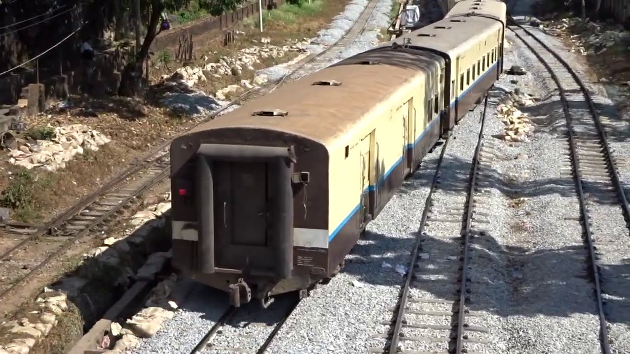 Passenger Trains in Myanmar (Burma) 2016  မြန်မာ့ မီးရထာ