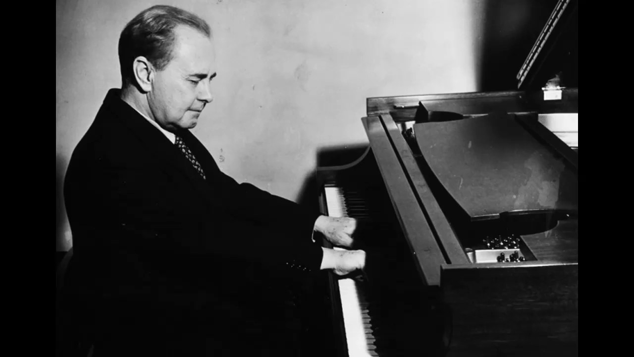 Josef Hofmann (piano) - Polonaise in A flat, op 40, no 1 ('Military') (Chopin) (1923)