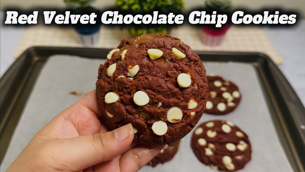 Red Velvet Chocolate Chip Cookies Recipe | Day 4 of Cookies Series #cookies #chocolatecookies 