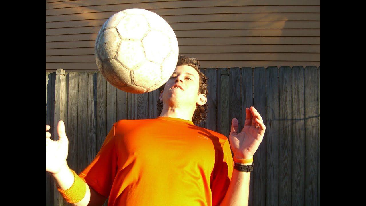 How to Chest a Soccer Ball - Online Soccer Academy