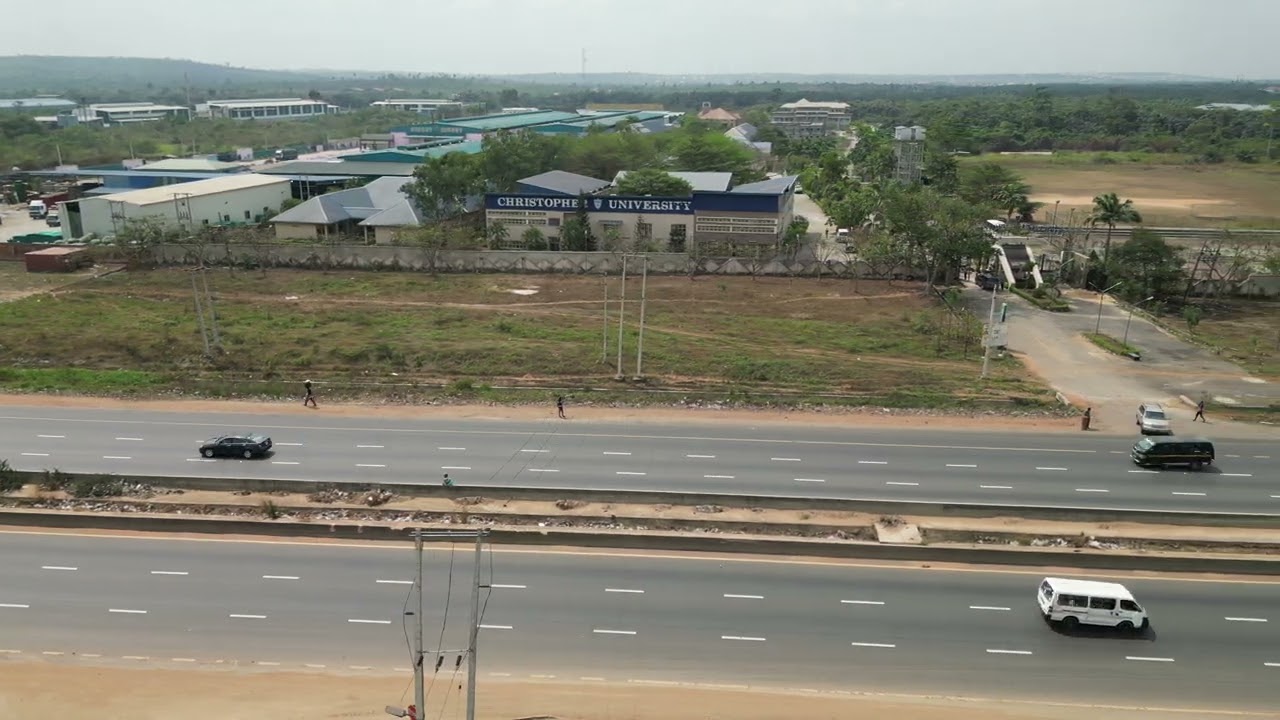 4k video of Christopher University Mowe