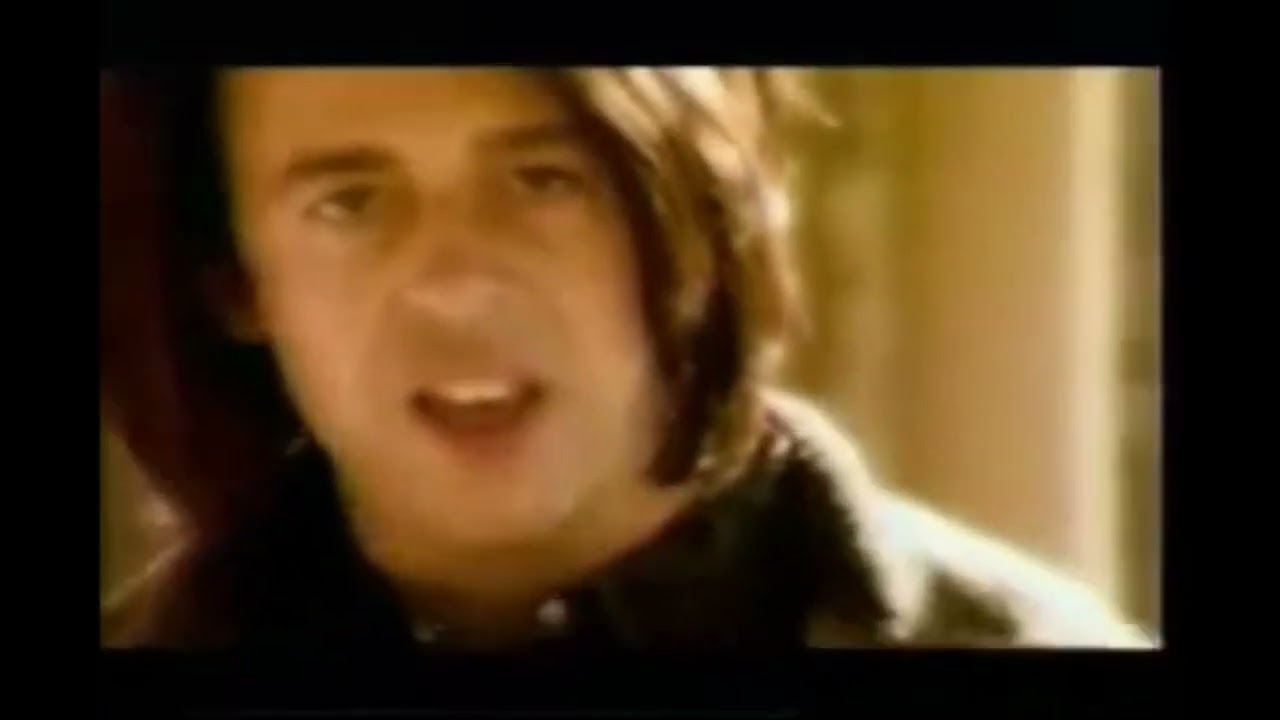 Roland Orzabal singing Secrets - one of the most beautiful songs from Tears for Fears, year 1995