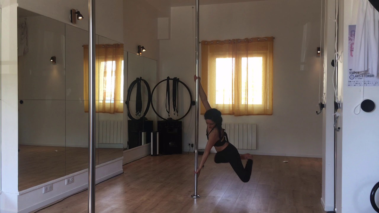 Pole dance - Niveau initiation