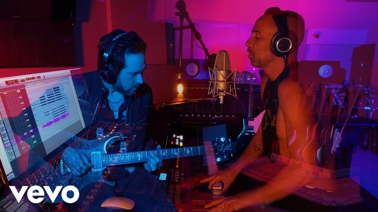 Camila - Bandera Blanca (Video Oficial)