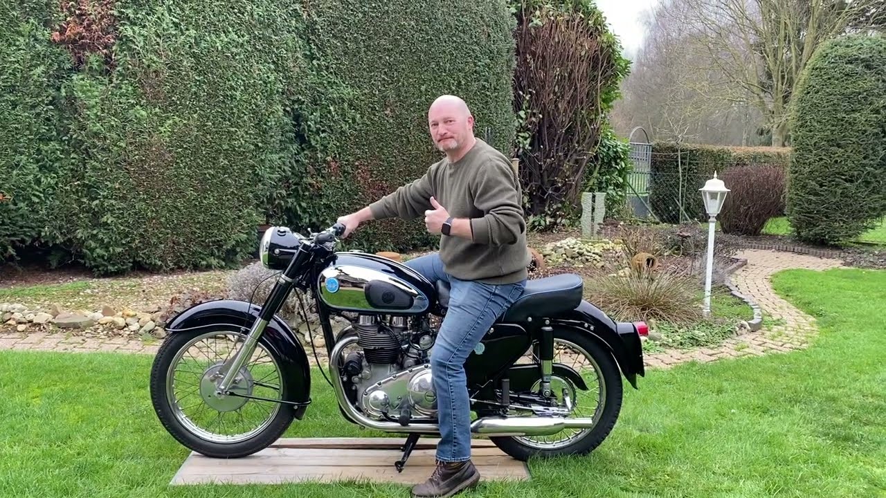 1961 AJS Model 31 Deluxe - Start up after restoration