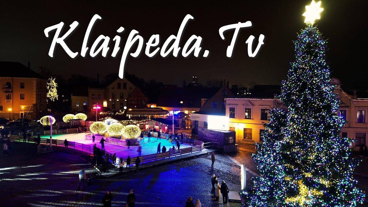 &Scaron;ventinė Teatro aik&scaron;tė eglė, ledas ir Kalėdų laukimas