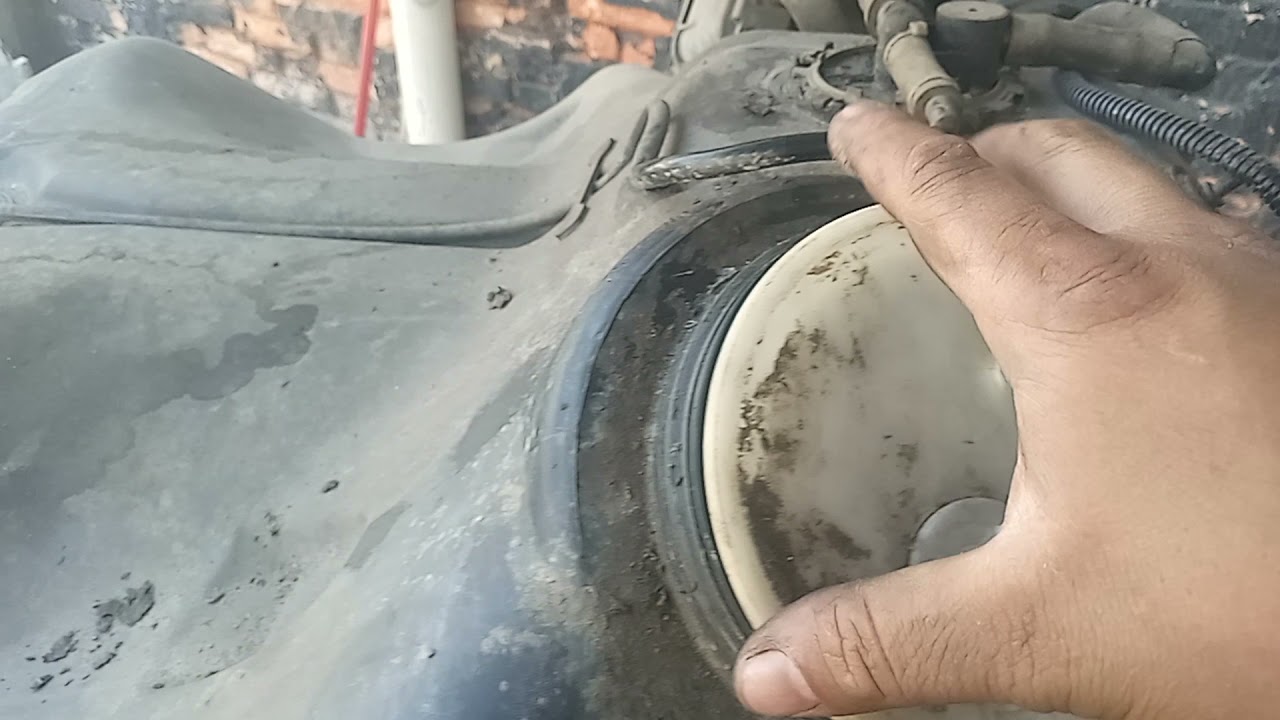 Crysler stratus v6 repair fuel pump bomba gasolina.