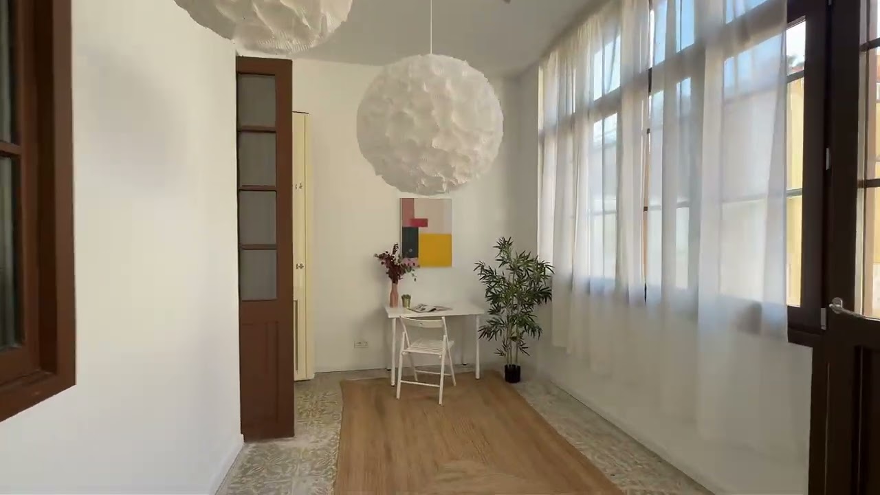 VIVIENDA CON EXCLUSIVA TERRAZA EN FINCA HISTÓRICA REHABILITADA (BHHS-BCN-0774)