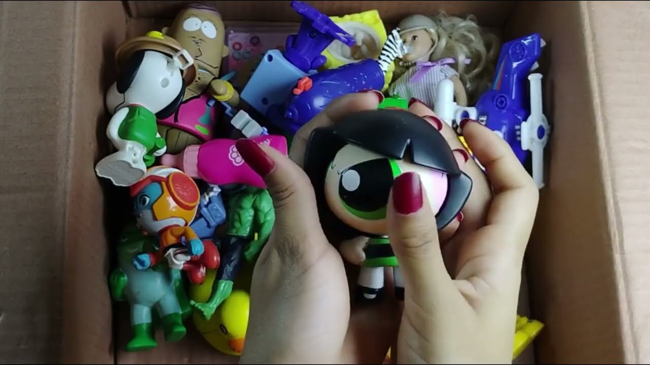 Mystery toy box 