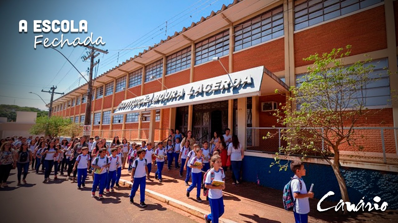 A Escola Fechada
